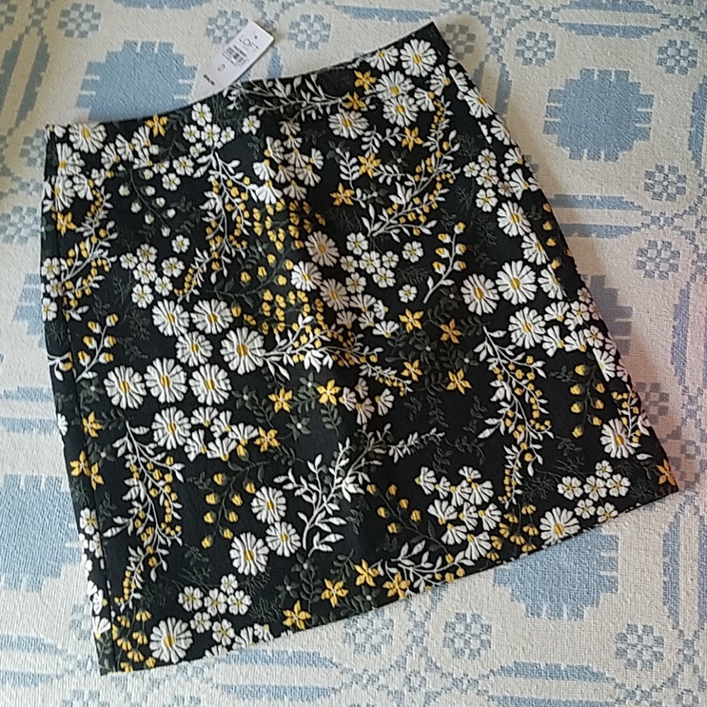 NWT Loft Floral Skirt